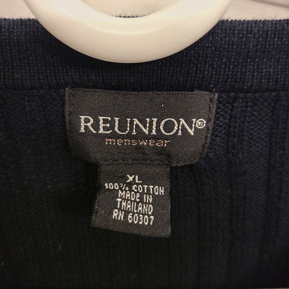 Reunion V-Neck Ribbed Sweater Size XL - Picture 8 of 9